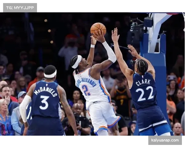 雷霆内线体型劣势暴露，霍姆格伦需增强对抗应对高强度季后赛