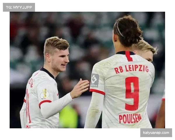 RB莱比锡边路转移战术解析 成功撕开对手防线空间